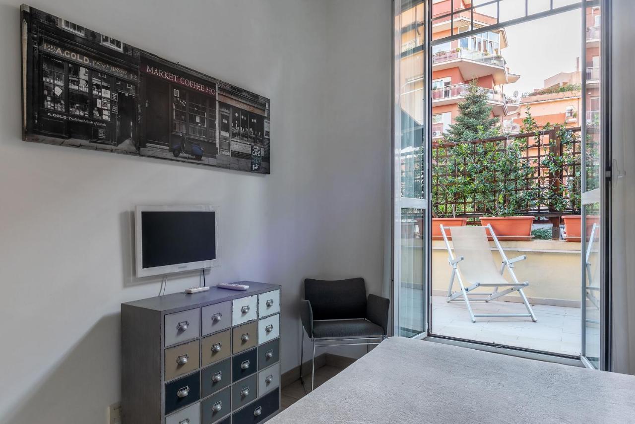Penthouse Apartment With Terrace Close To Vatican Рим Экстерьер фото