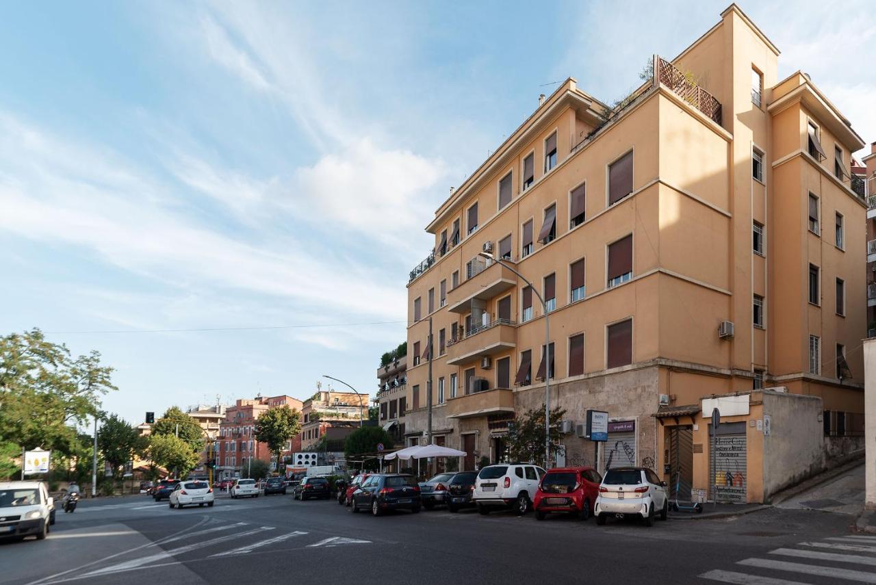 Penthouse Apartment With Terrace Close To Vatican Рим Экстерьер фото